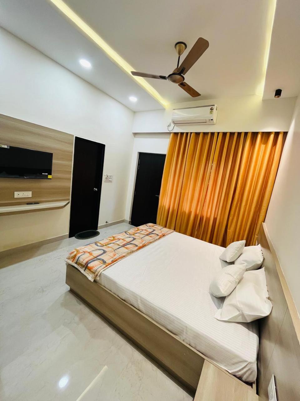 Log Inn Banaras Varanasi Dış mekan fotoğraf